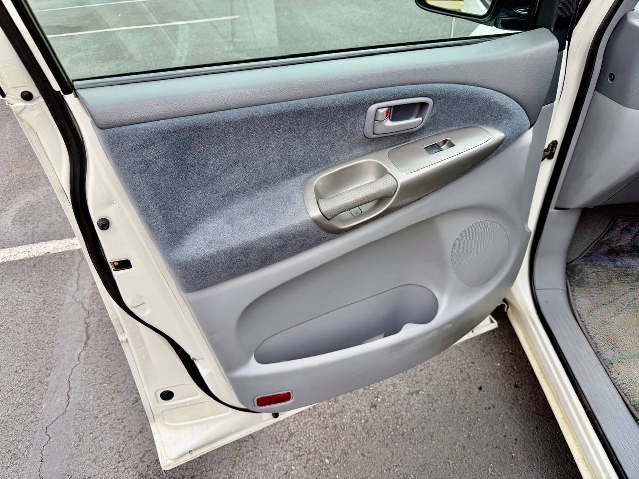 2000 Toyota Estima Aeras FWD, PW, PL, PS, AC, 8-Pass, Automatic