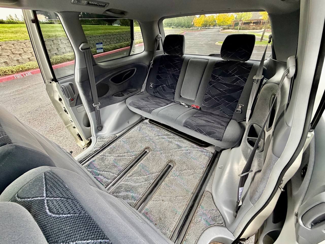 2000 Toyota Estima Aeras FWD, PW, PL, PS, AC, 8-Pass, Automatic