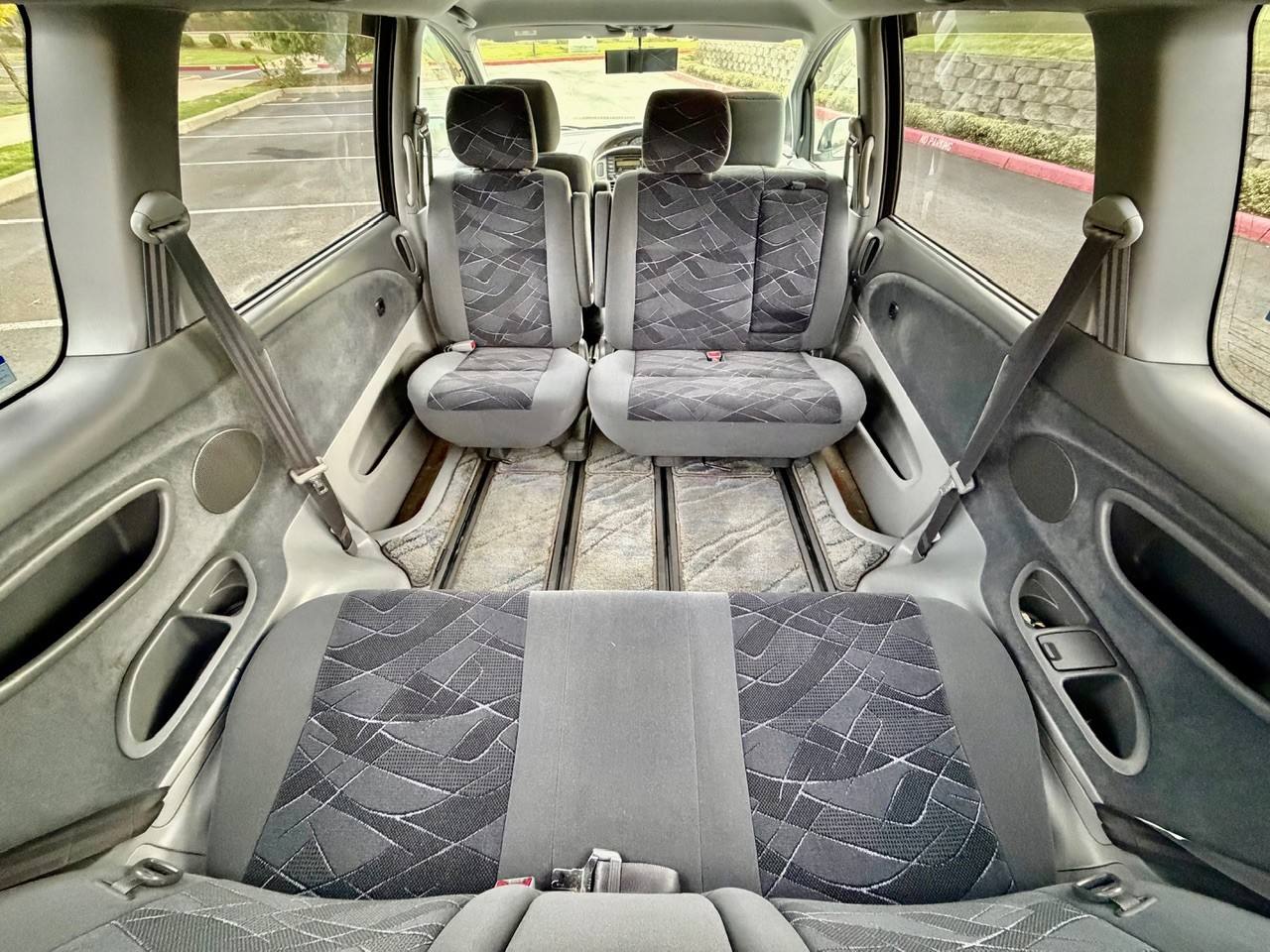 2000 Toyota Estima Aeras FWD, PW, PL, PS, AC, 8-Pass, Automatic