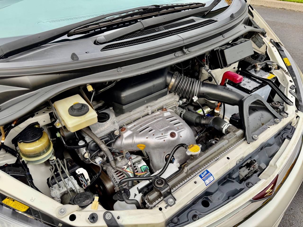2000 Toyota Estima Aeras FWD, PW, PL, PS, AC, 8-Pass, Automatic
