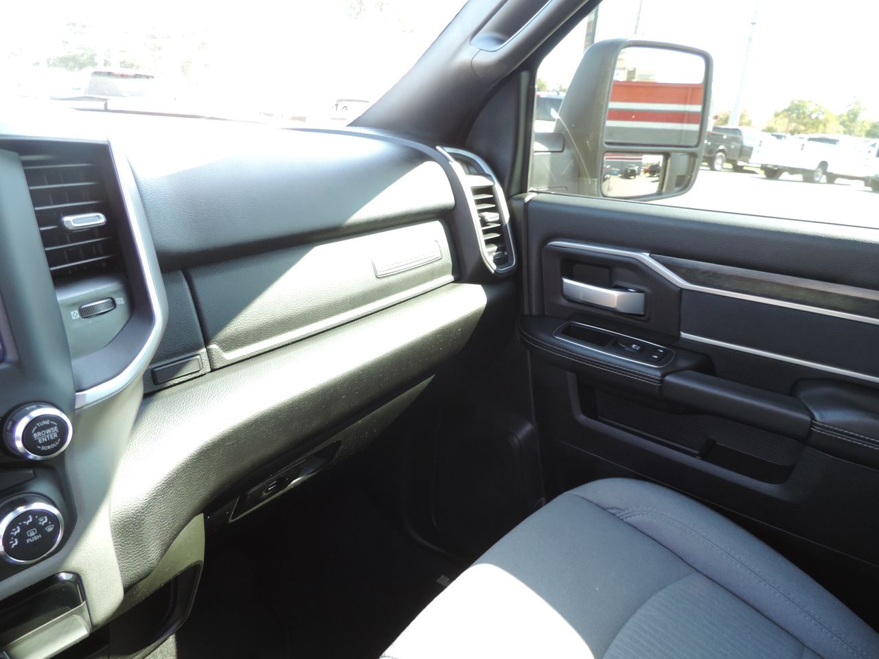 2024 RAM 2500 Crew Cab Big Horn 4WD
