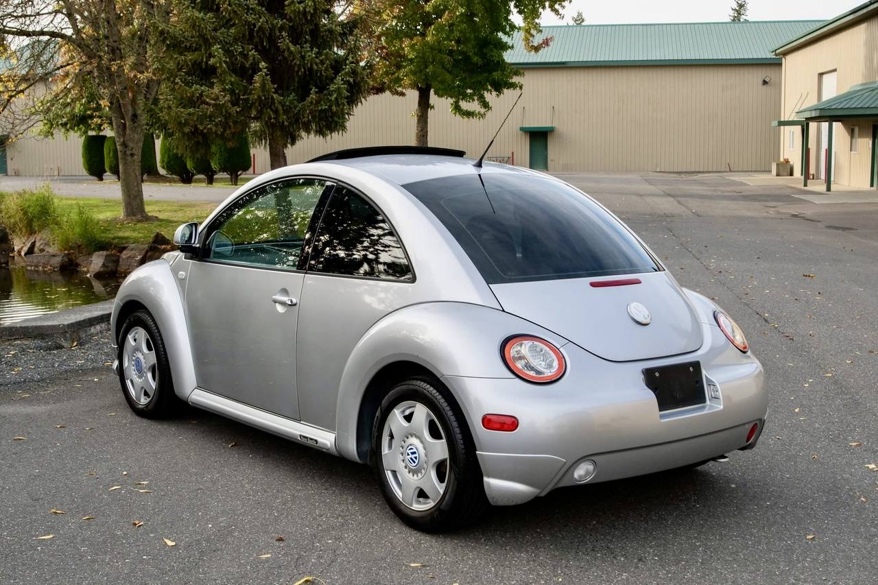 2000 Volkswagon New Beetle FWD, PW, PL, PS, AC, Automatic