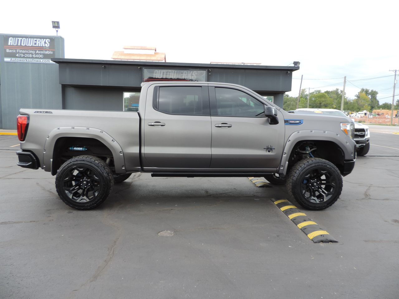2020 GMC Sierra 1500 Crew Cab AT4 Black Widow 4WD