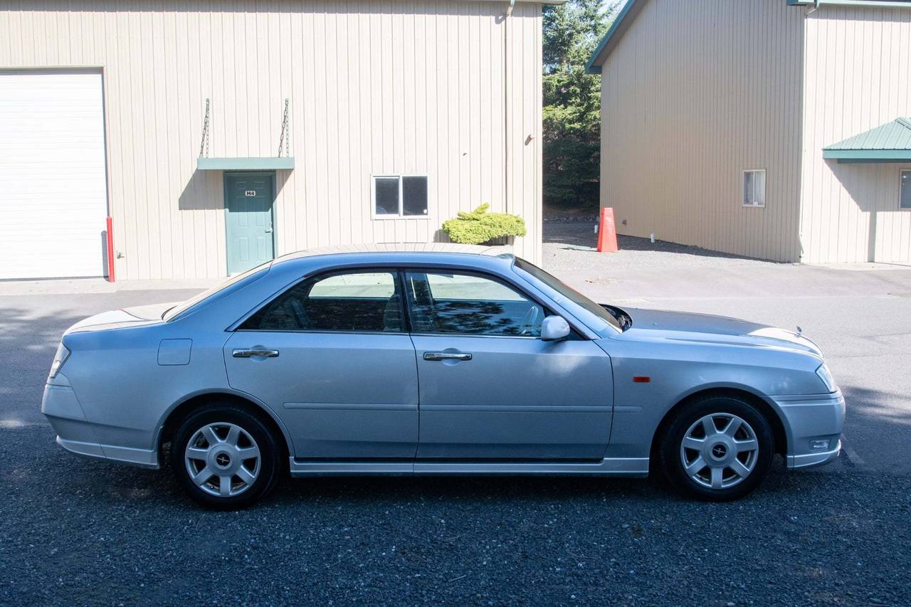 2000 Nissan Gloria Ultima 300 Turbo RWD, PW, PL, PS, Automatic