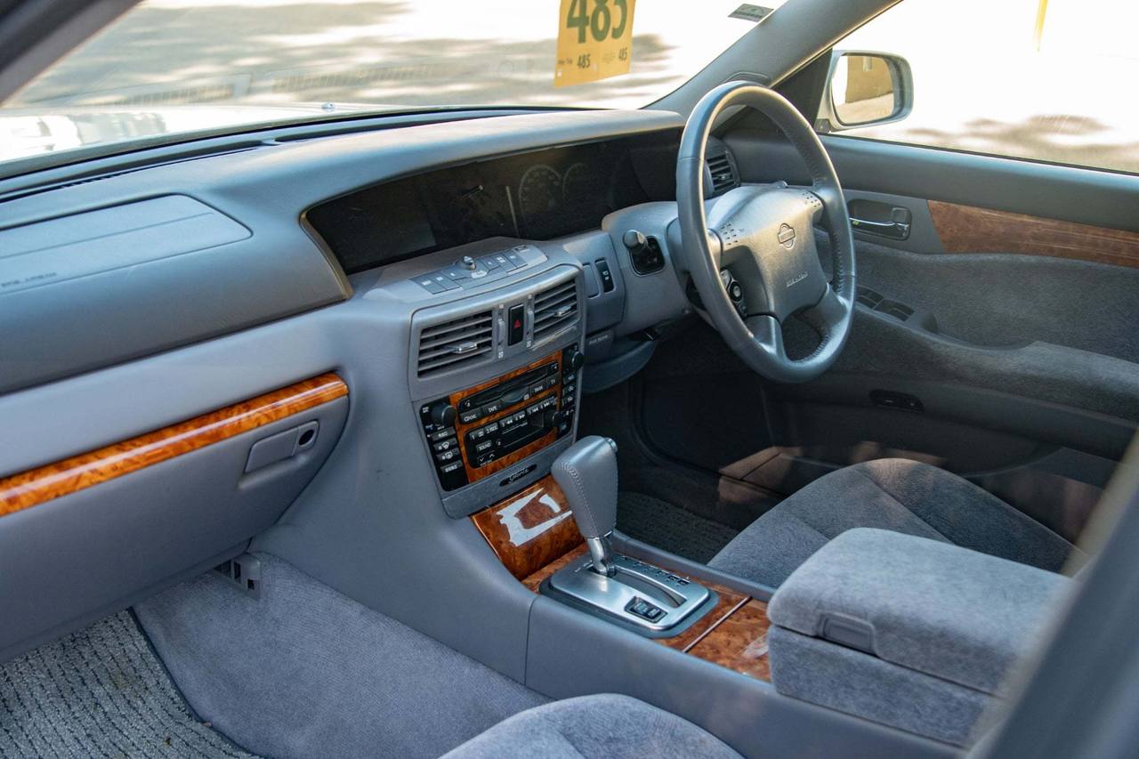 2000 Nissan Gloria Ultima 300 Turbo RWD, PW, PL, PS, Automatic