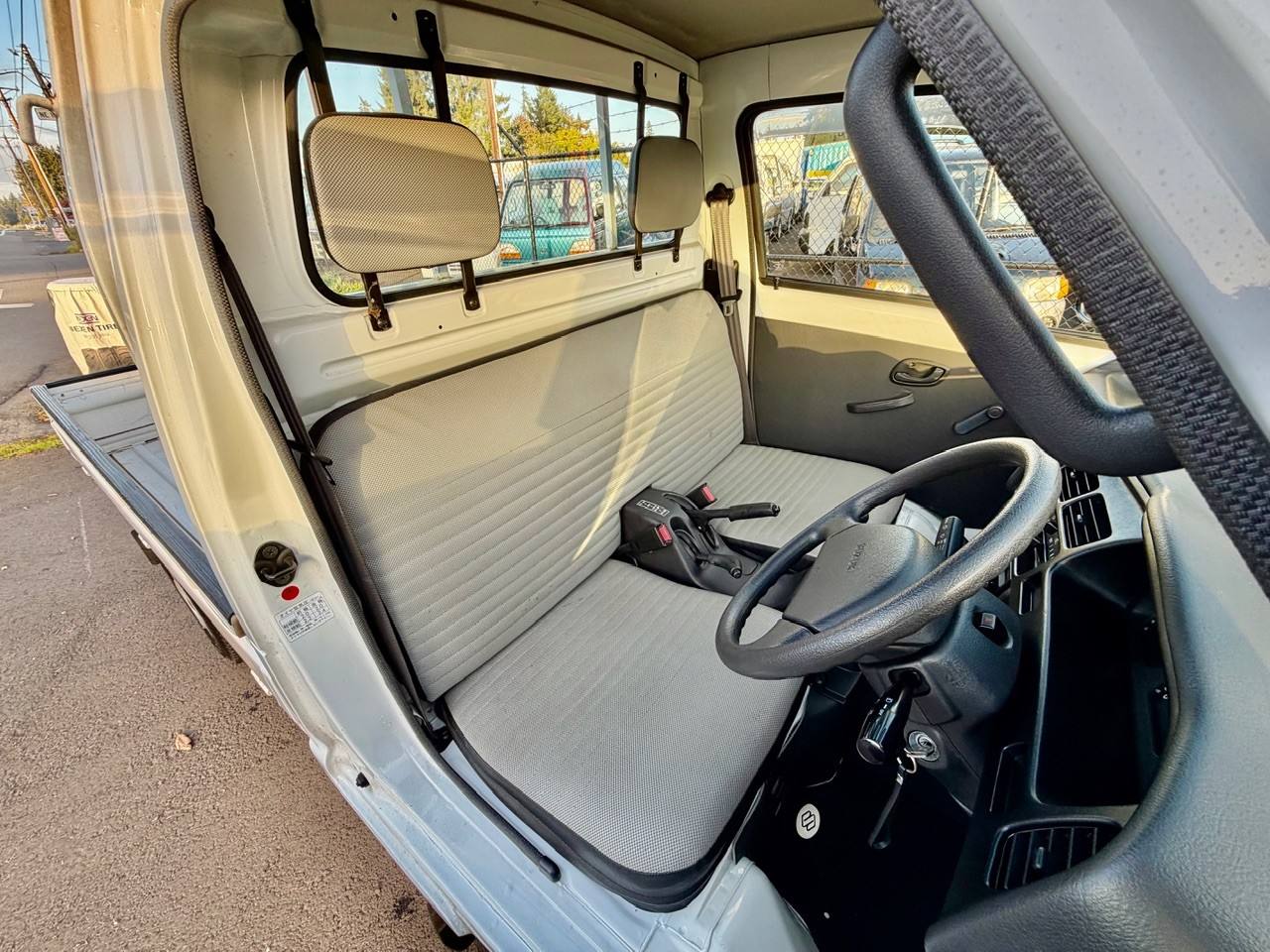 1995 Suzuki Carry 4WD, 2Hi-4Hi-4Lo, 4MT, Like New!