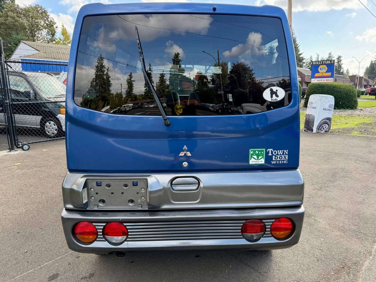 1999 Mitsubishi Town Box Wide EFI, 1100cc, 2WD, PS, PW, PL, Auto