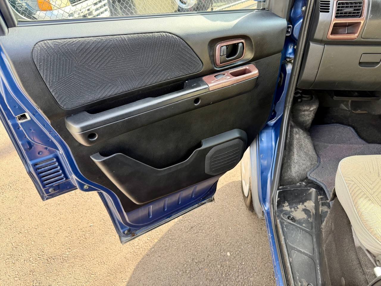 1999 Mitsubishi Town Box Wide EFI, 1100cc, 2WD, PS, PW, PL, Auto