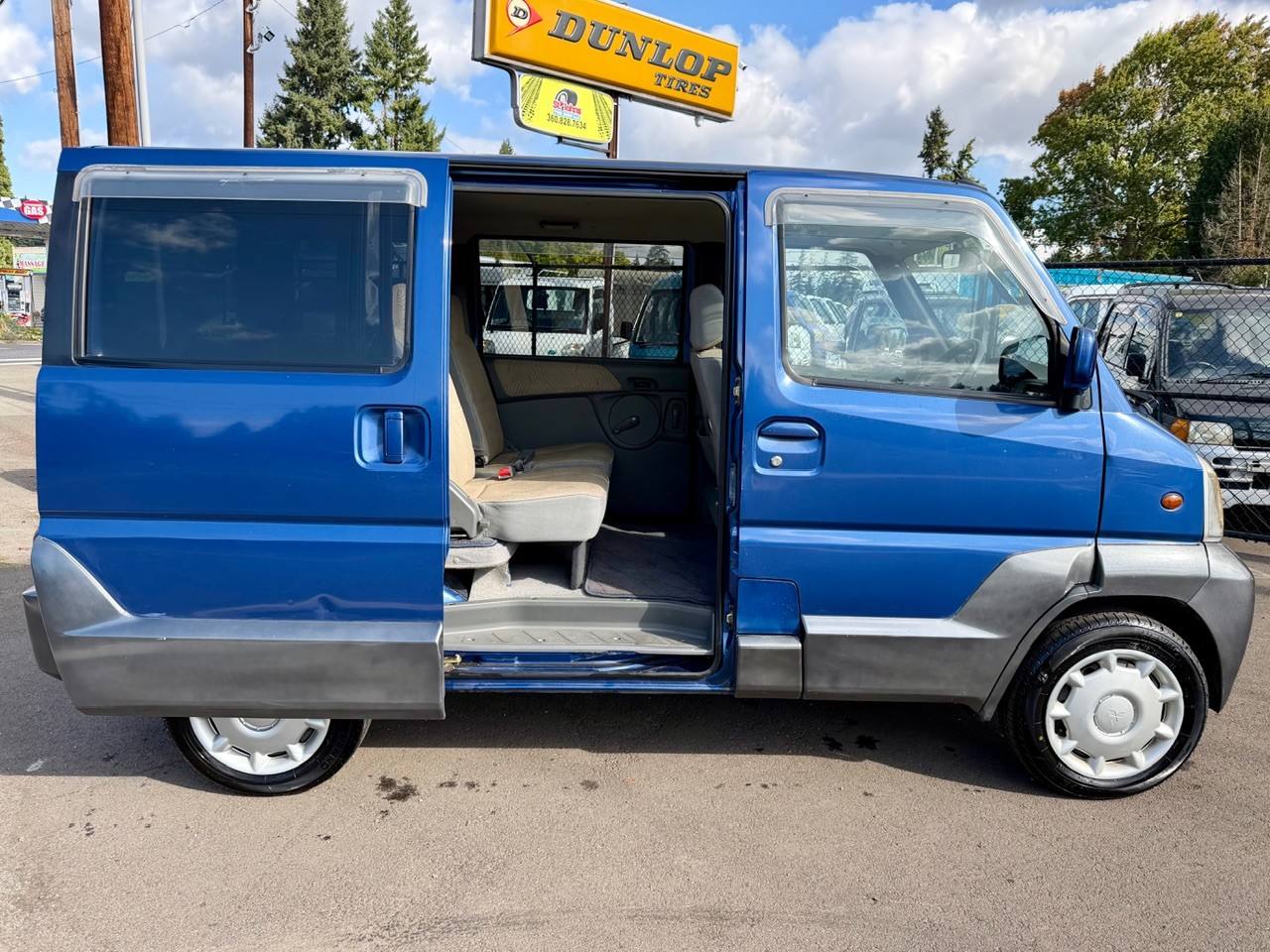 1999 Mitsubishi Town Box Wide EFI, 1100cc, 2WD, PS, PW, PL, Auto