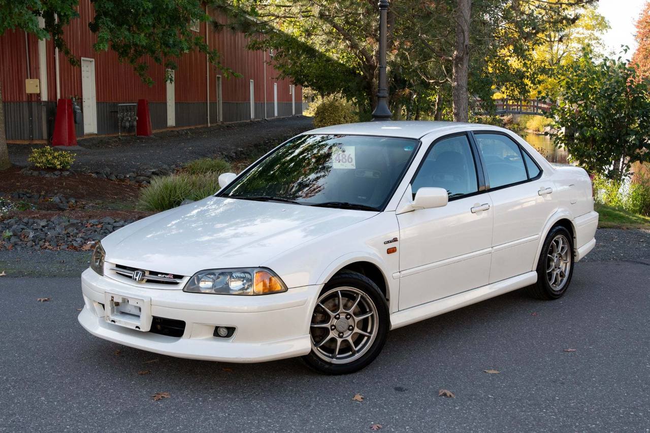 2000 Honda Torneo Euro R H22A FWD, PW, PL, PS, AC, 5MT