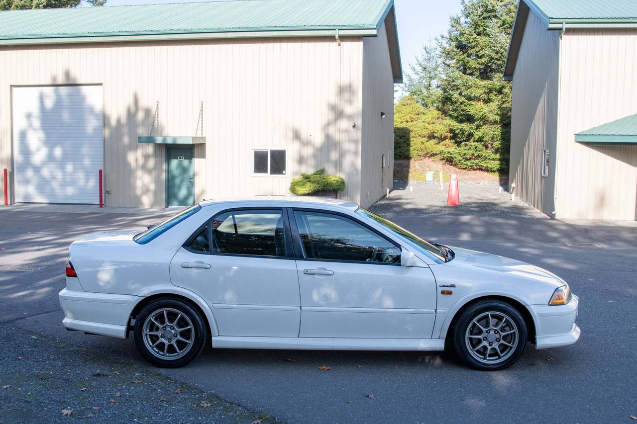 2000 Honda Torneo Euro R H22A FWD, PW, PL, PS, AC, 5MT