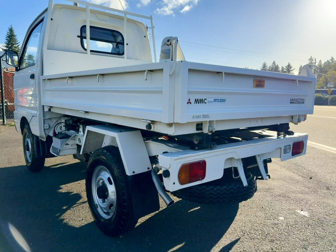 1991 Mitsubishi Minicab PTO HD Dump 4WD, 2Hi-4Hi-4Lo, 4MT, Like New