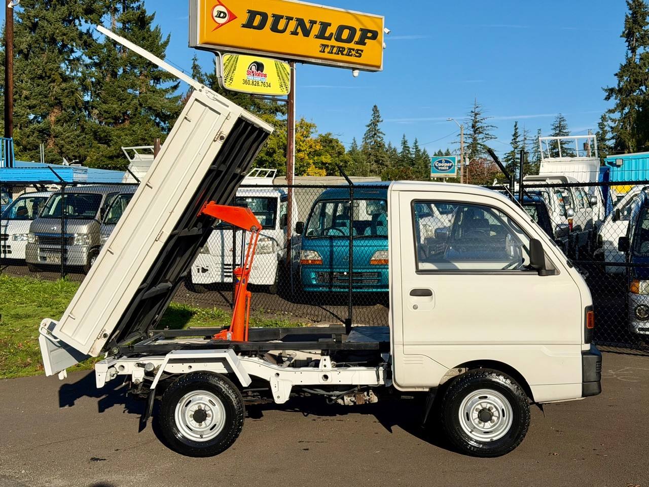 1991 Mitsubishi Minicab PTO HD Dump 4WD, 2Hi-4Hi-4Lo, 4MT, Like New