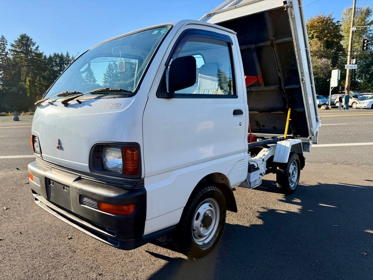 1996 Mitsubishi Minicab HD Dump 4WD, 2Hi-4Hi-4Lo, 5MT
