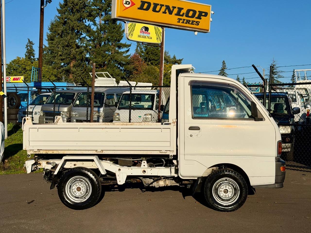 1996 Mitsubishi Minicab HD Dump 4WD, 2Hi-4Hi-4Lo, 5MT