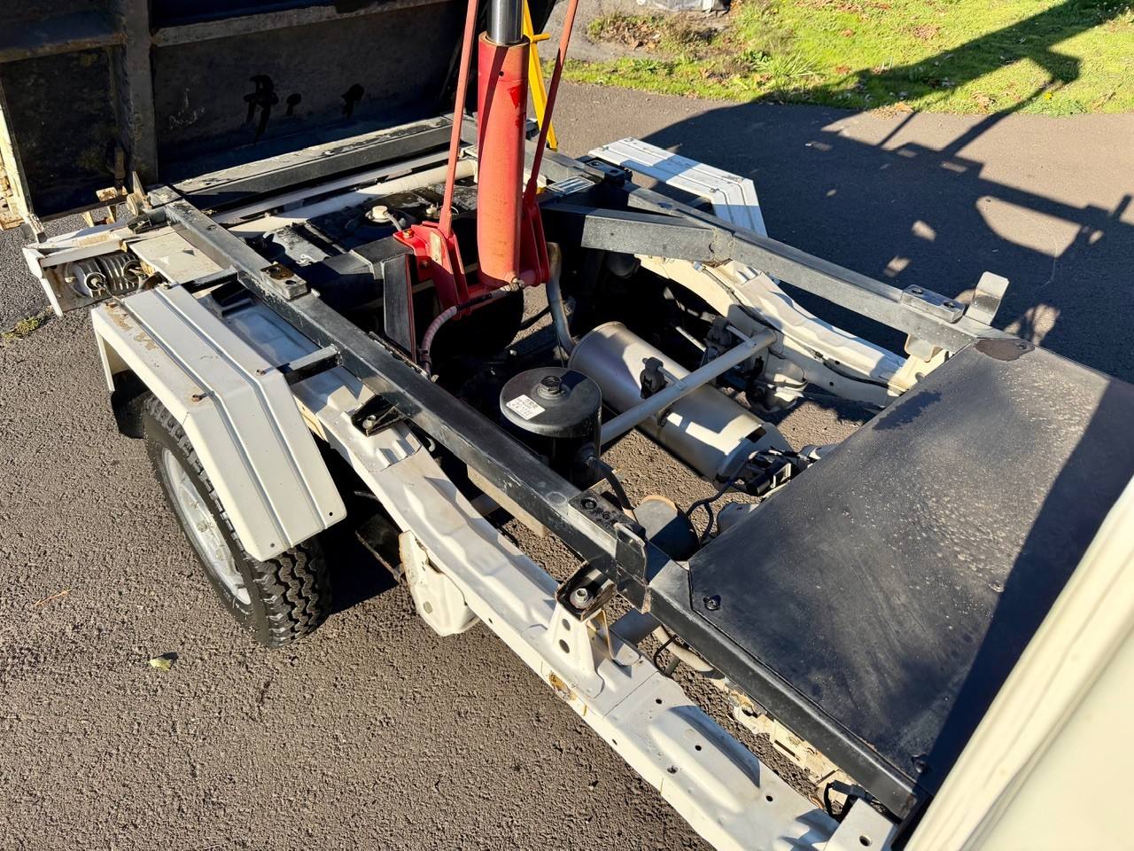 1996 Mitsubishi Minicab HD Dump 4WD, 2Hi-4Hi-4Lo, 5MT