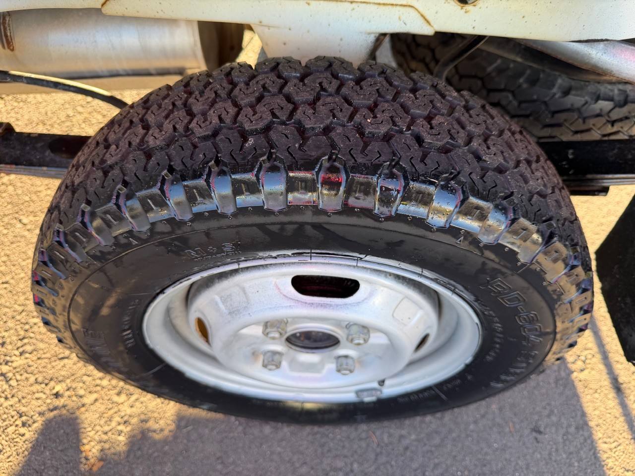 1996 Mitsubishi Minicab HD Dump 4WD, 2Hi-4Hi-4Lo, 5MT
