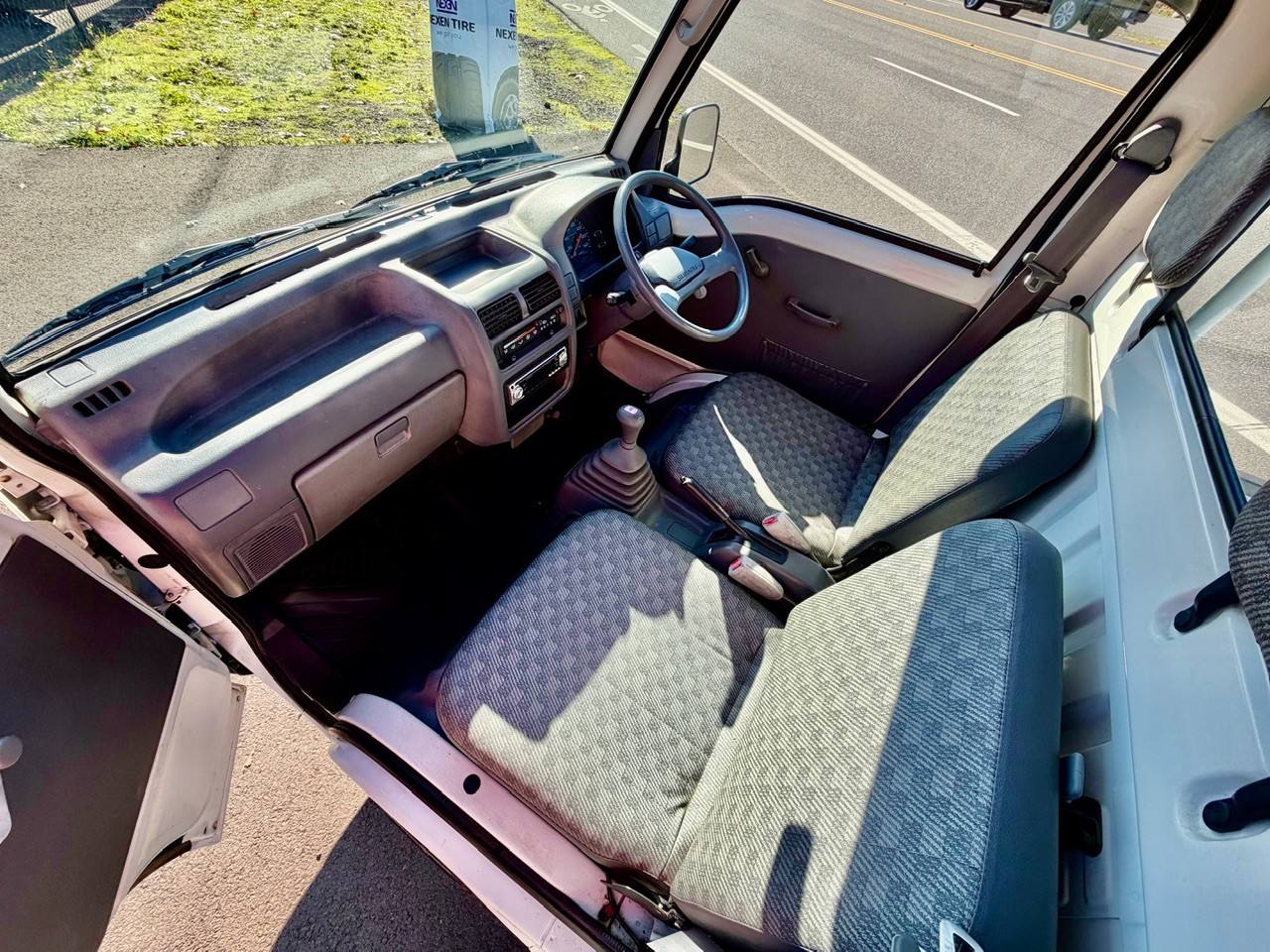 1996 Subaru Sambar 4WD, 2Hi-4Hi, Extra Low Gear, 5MT