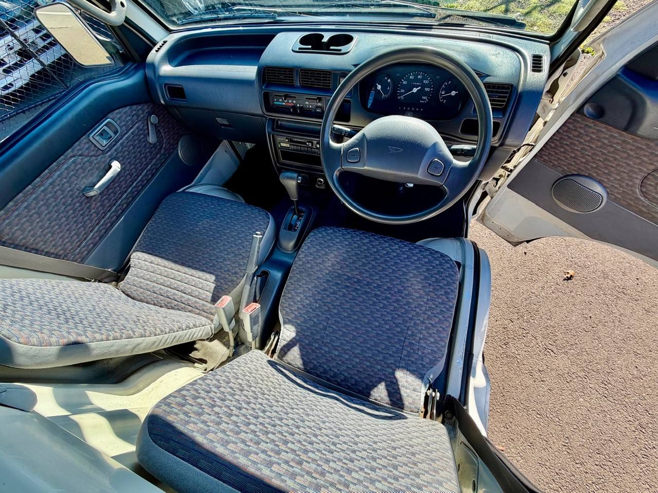 2000 Daihatsu Hi-Jet Twincam 12V EFI 4WD, 2Hi-4Hi, PS, AC, Auto