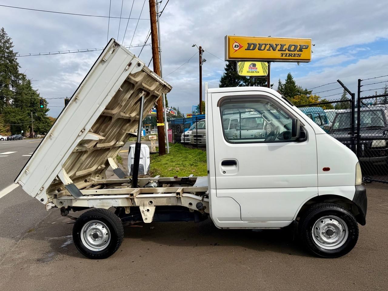 1999 Suzuki Carry SD Dump EFI 4WD, 2Hi-4Hi-4Lo, AC, 5MT, Difflock