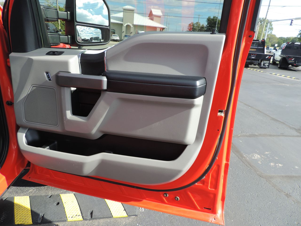 2018 Ford F-350 SD Crew Cab XLT Bale Bed 4WD