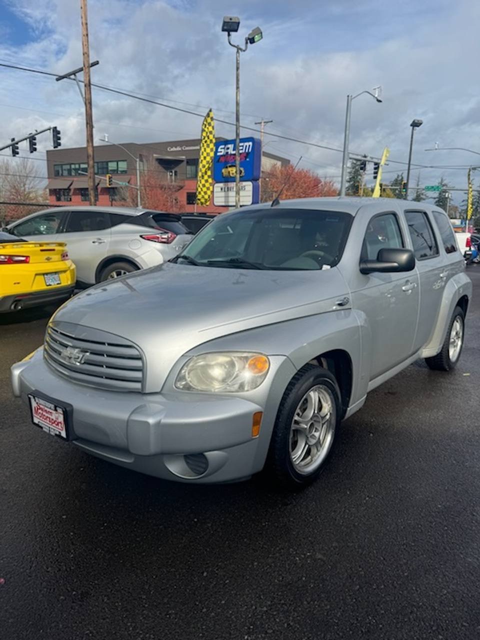 Silver 2009 Chevrolet HHR Wagon Front-Wheel Drive Automatic