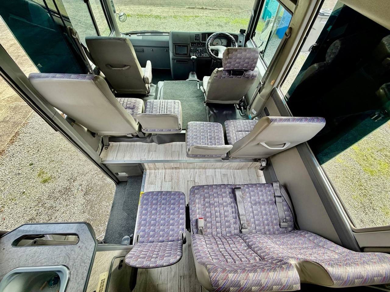 2000 Nissan Civilian Touring 9-Pass Camper  4.2L Diesel, Dually, Auto