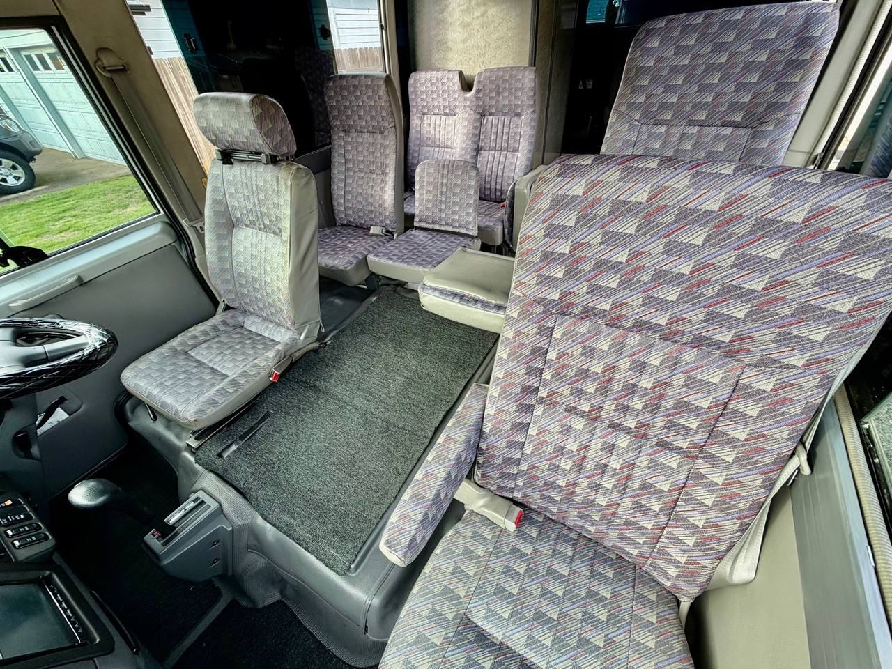 2000 Nissan Civilian Touring 9-Pass Camper  4.2L Diesel, Dually, Auto