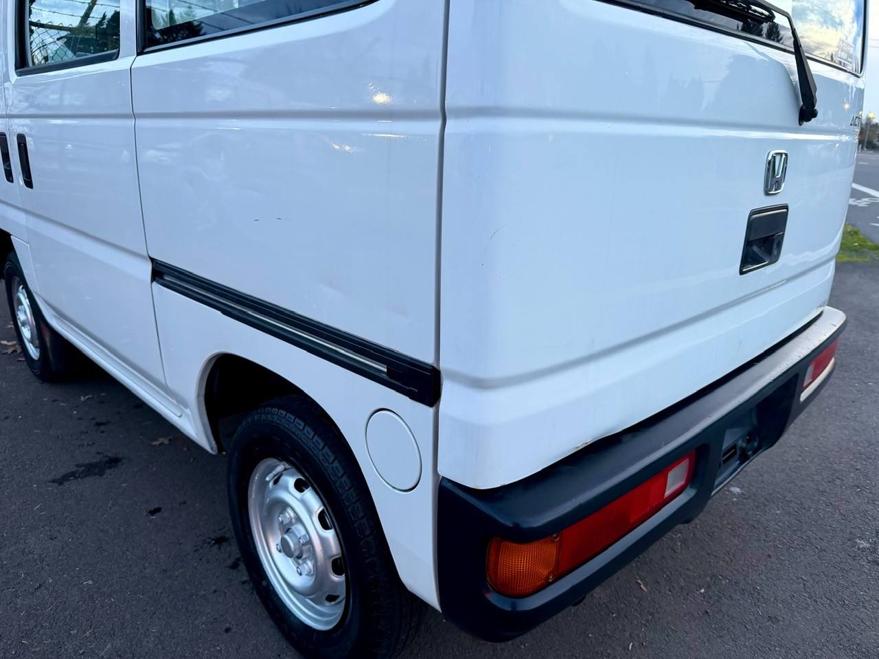 1999 Honda Acty Van Rwd, Mid-Engine, AC, Automatic, Rare!