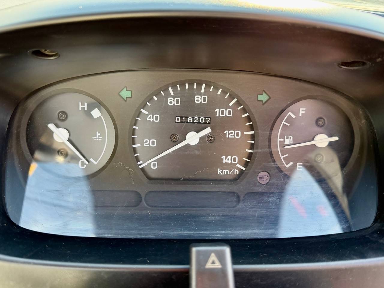2000 Daihatsu Hi-Jet EFI DLI Fire 4WD, 2Hi-4H, PS, 5MT