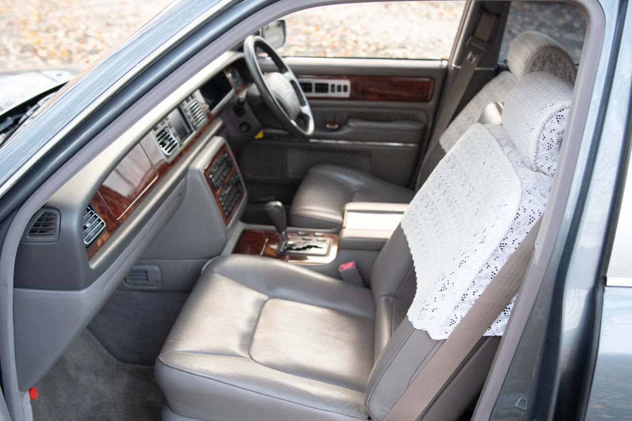 1998 Toyota Century V12, VIP RWD, PS,PW, Leather, Automatic 