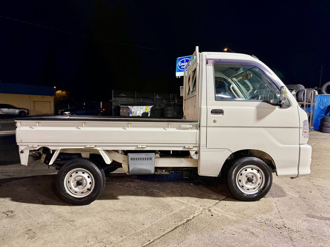 2000 Daihatsu Hi-Jet EFI DLI DOHC 2WD, AC, PS, Automatic, Mint!