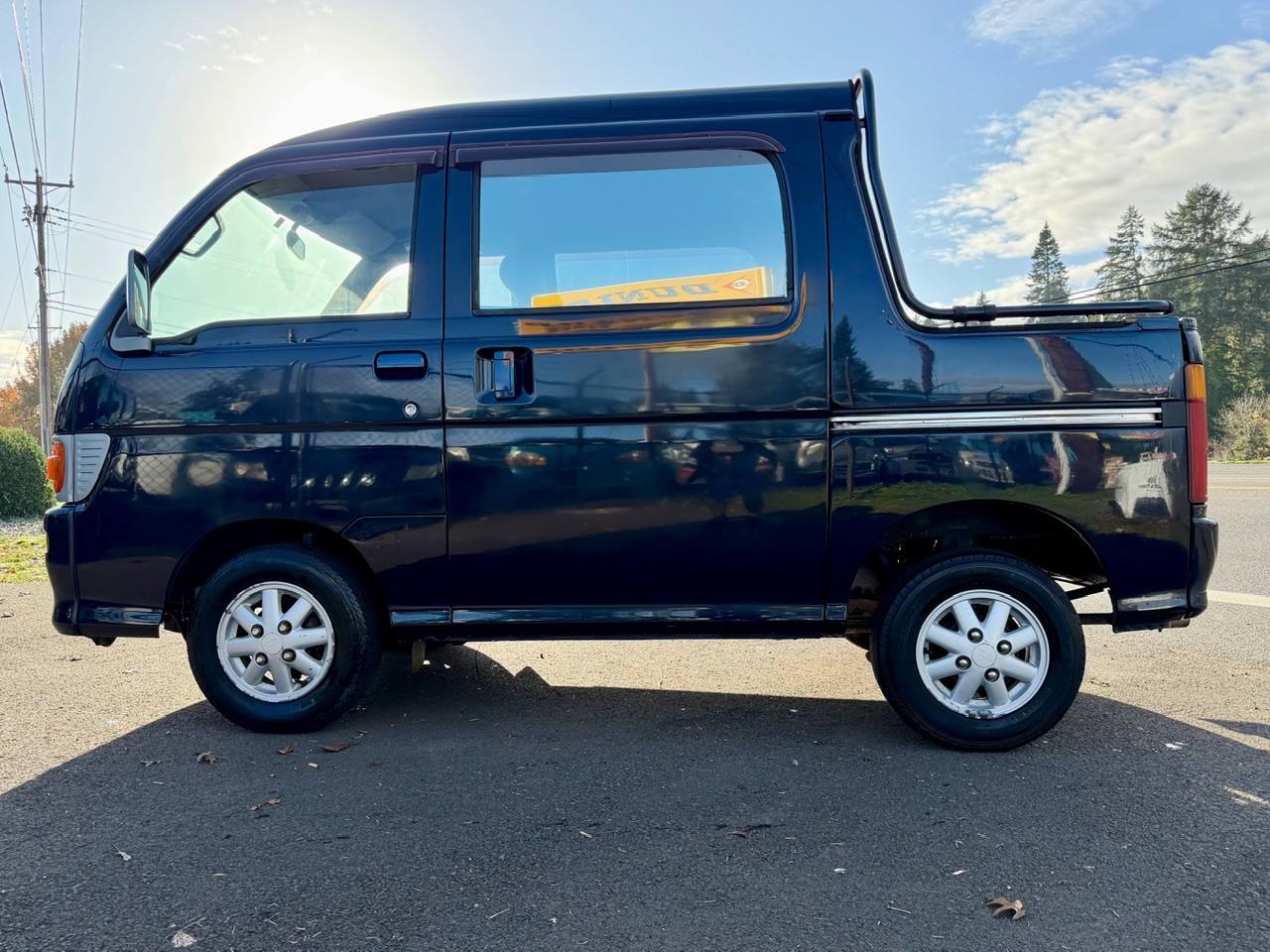 1998 Daihatsu Hi-Jet Deck Van Twincam 12V, 4WD, 2Hi-4Hi, AC, 5MT