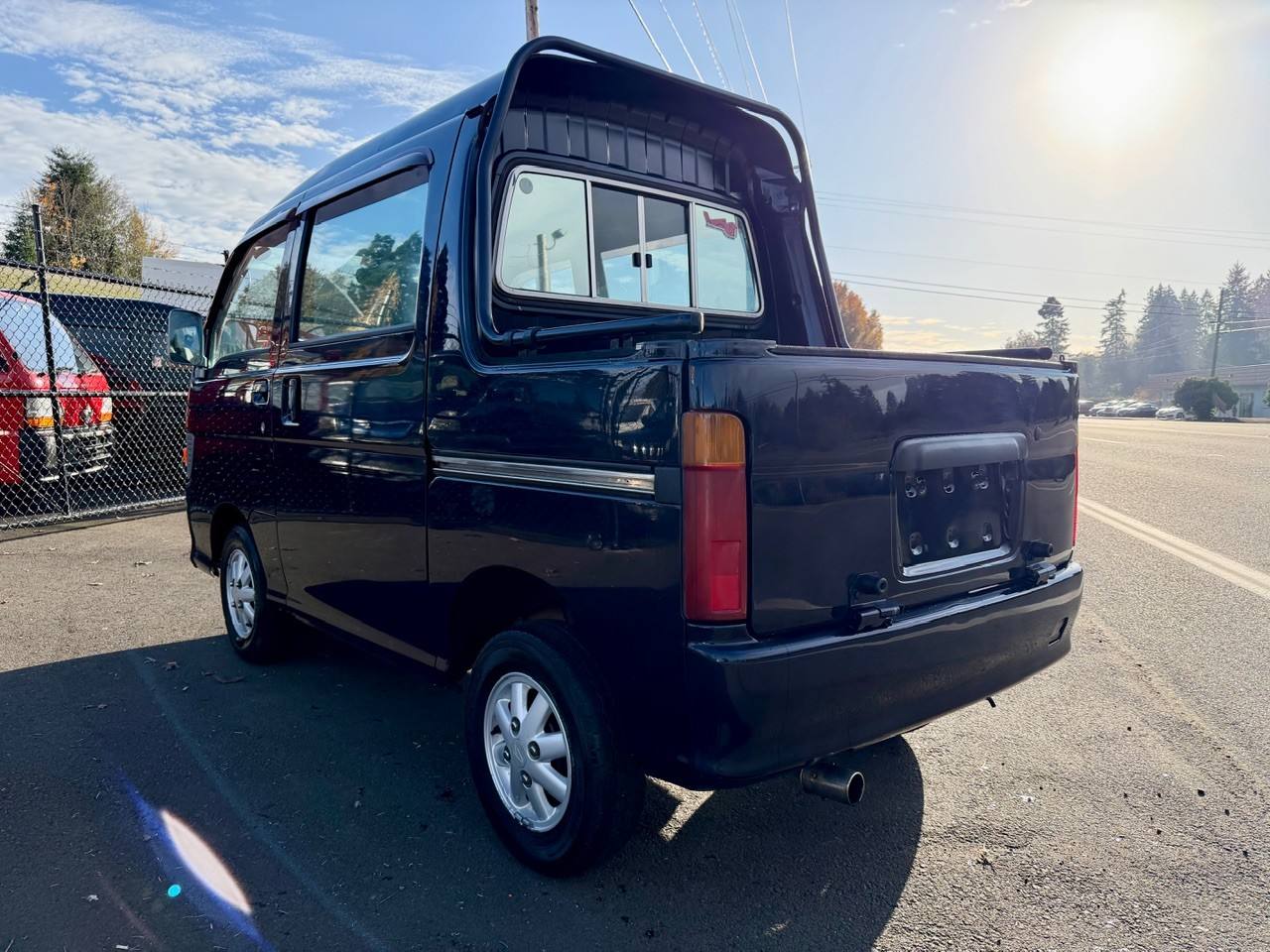 1998 Daihatsu Hi-Jet Deck Van Twincam 12V, 4WD, 2Hi-4Hi, AC, 5MT