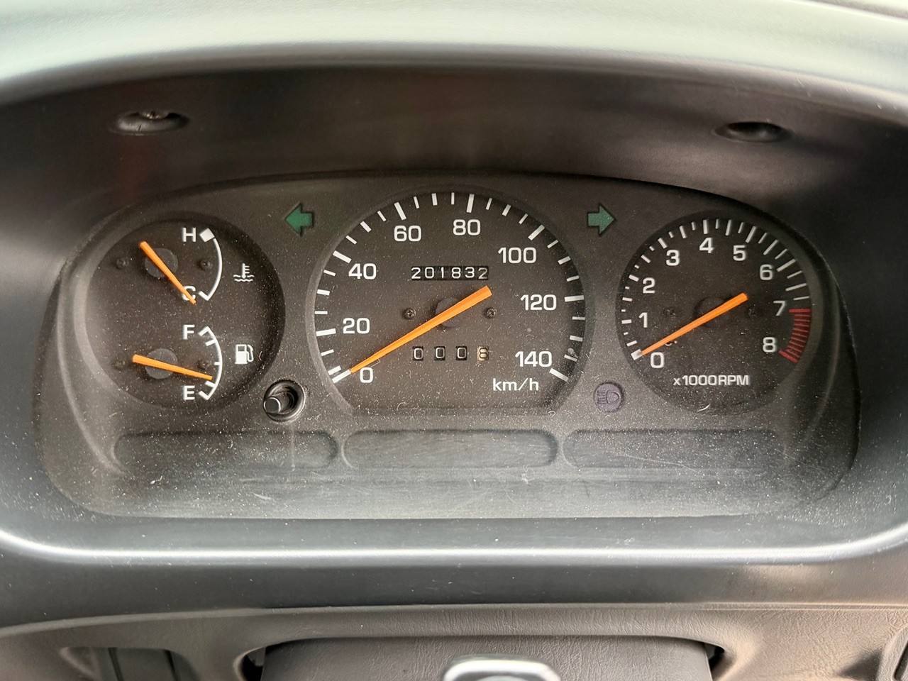 1998 Daihatsu Hi-Jet Deck Van Twincam 12V, 4WD, 2Hi-4Hi, AC, 5MT