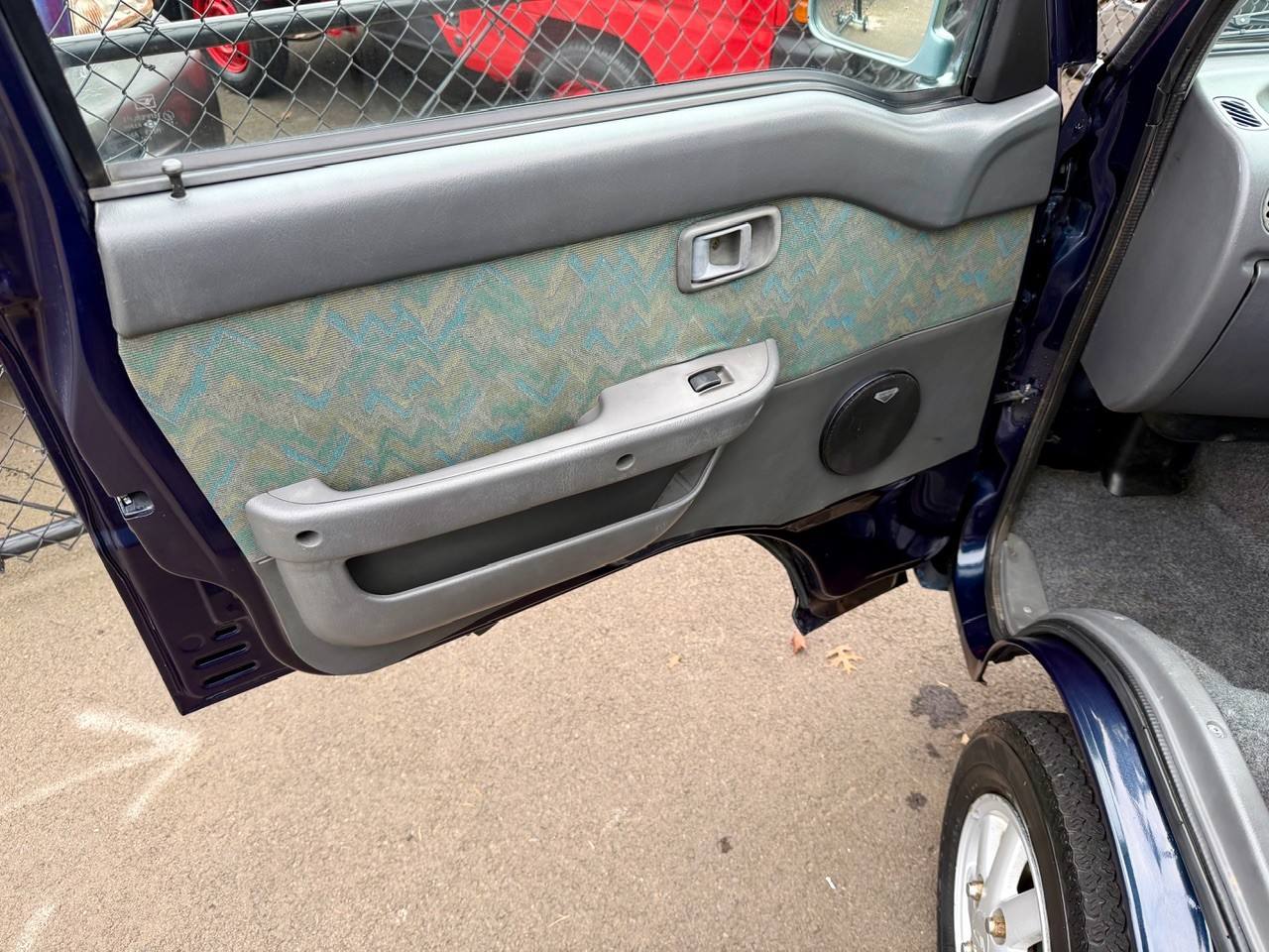 1998 Daihatsu Hi-Jet Deck Van Twincam 12V, 4WD, 2Hi-4Hi, AC, 5MT
