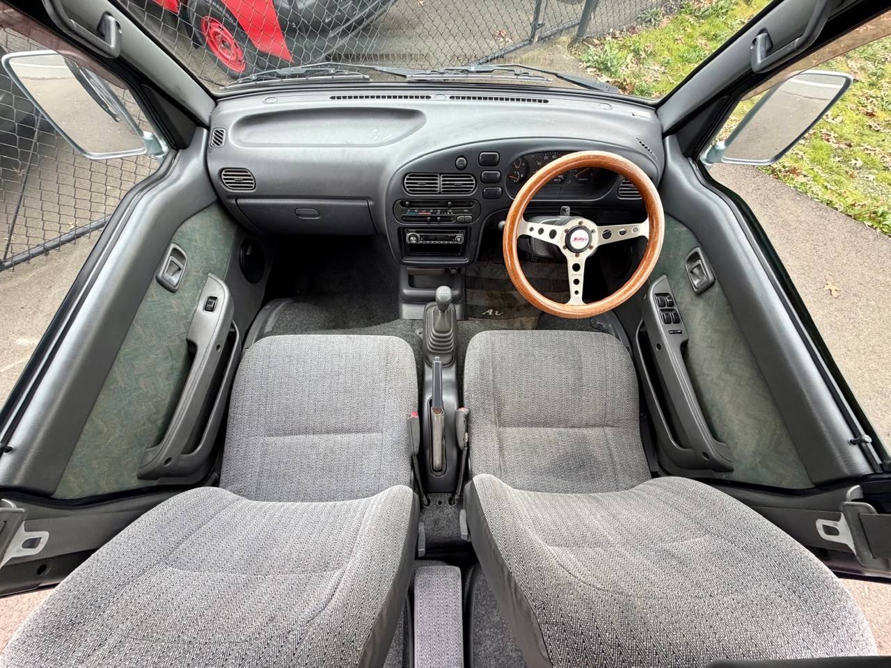 1998 Daihatsu Hi-Jet Deck Van Twincam 12V, 4WD, 2Hi-4Hi, AC, 5MT