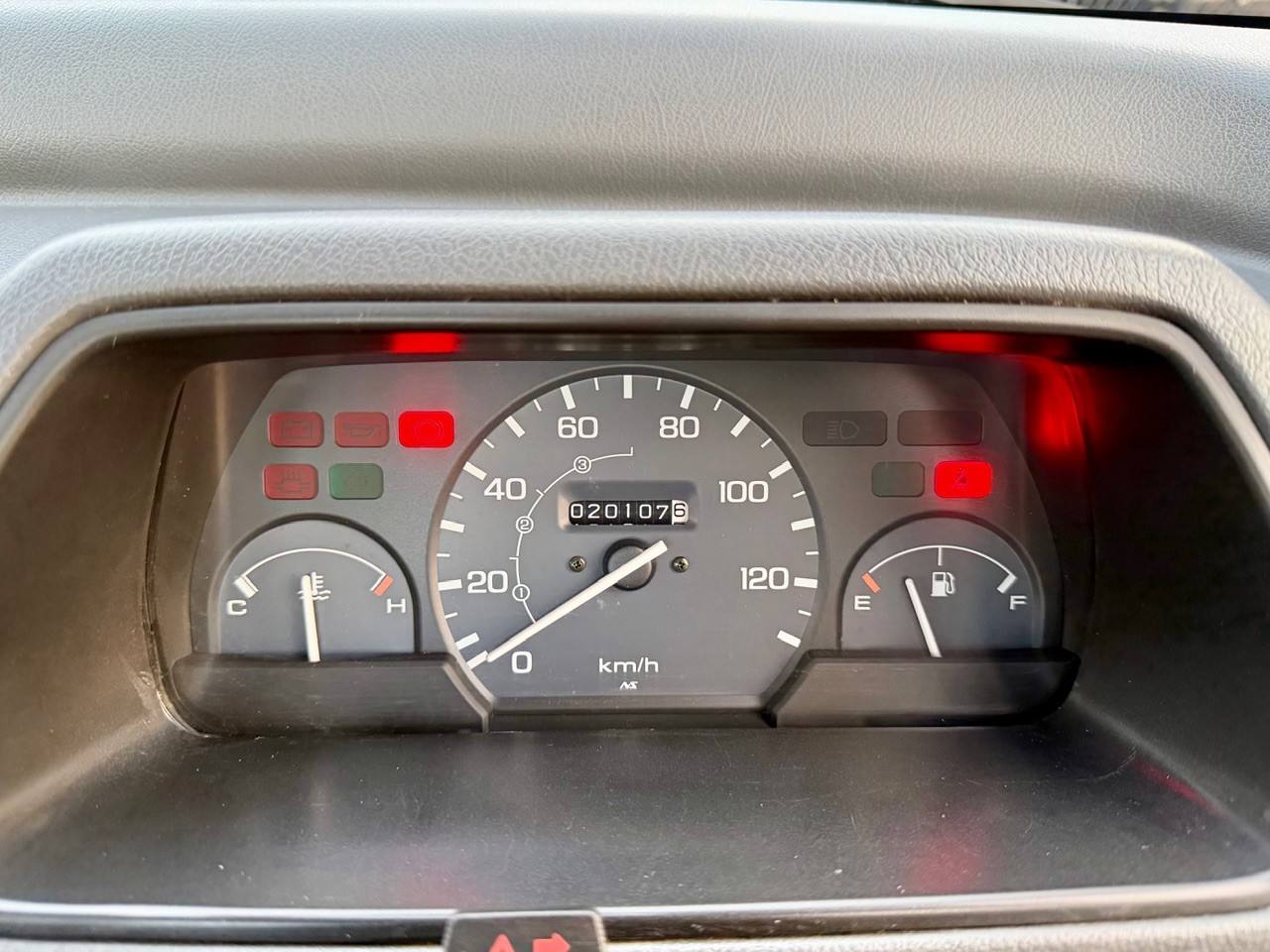 1995 Honda Acty Super Delux RealTime 4WD Mid-Engine, 5MT