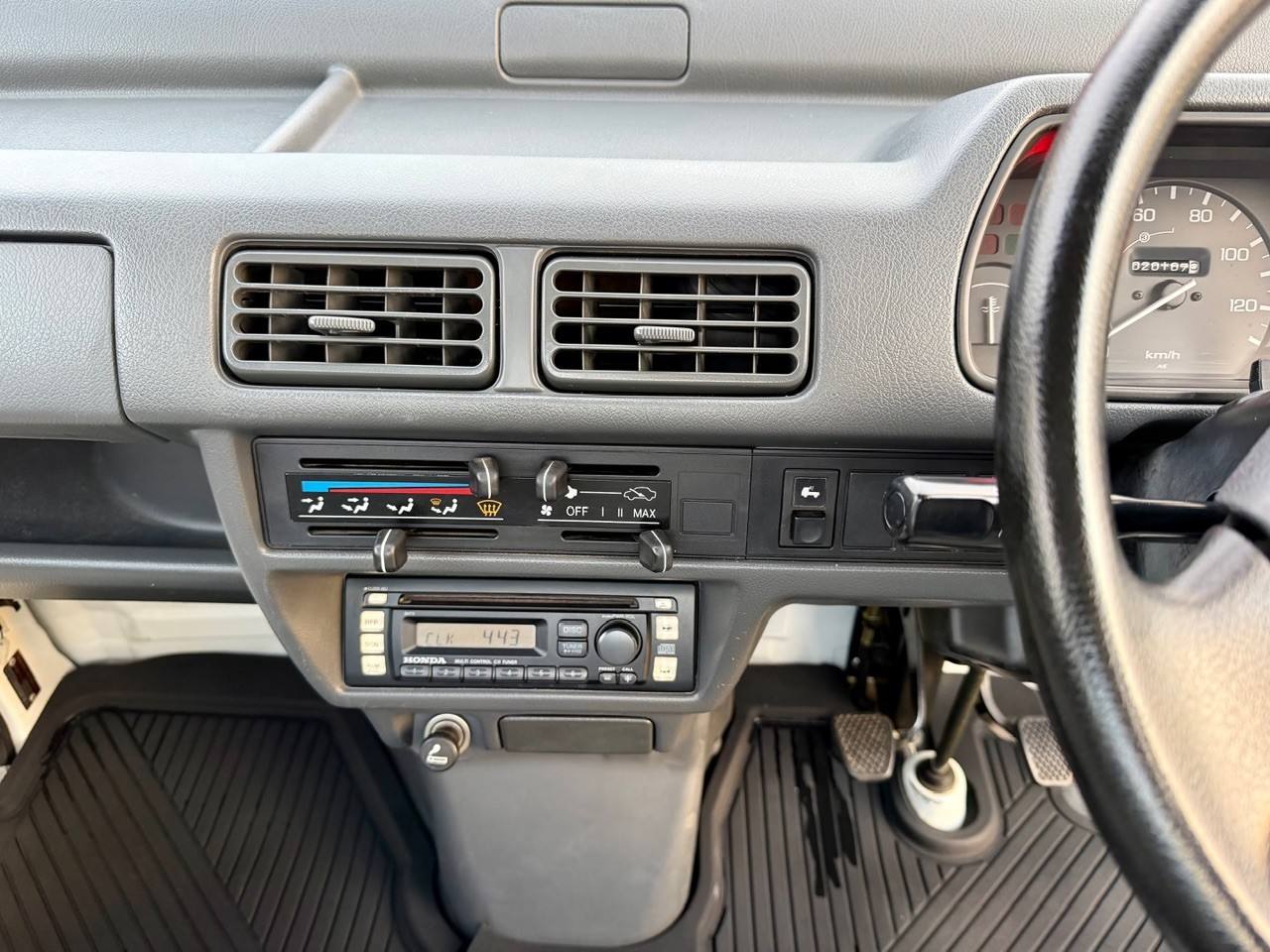 1995 Honda Acty Super Delux RealTime 4WD Mid-Engine, 5MT