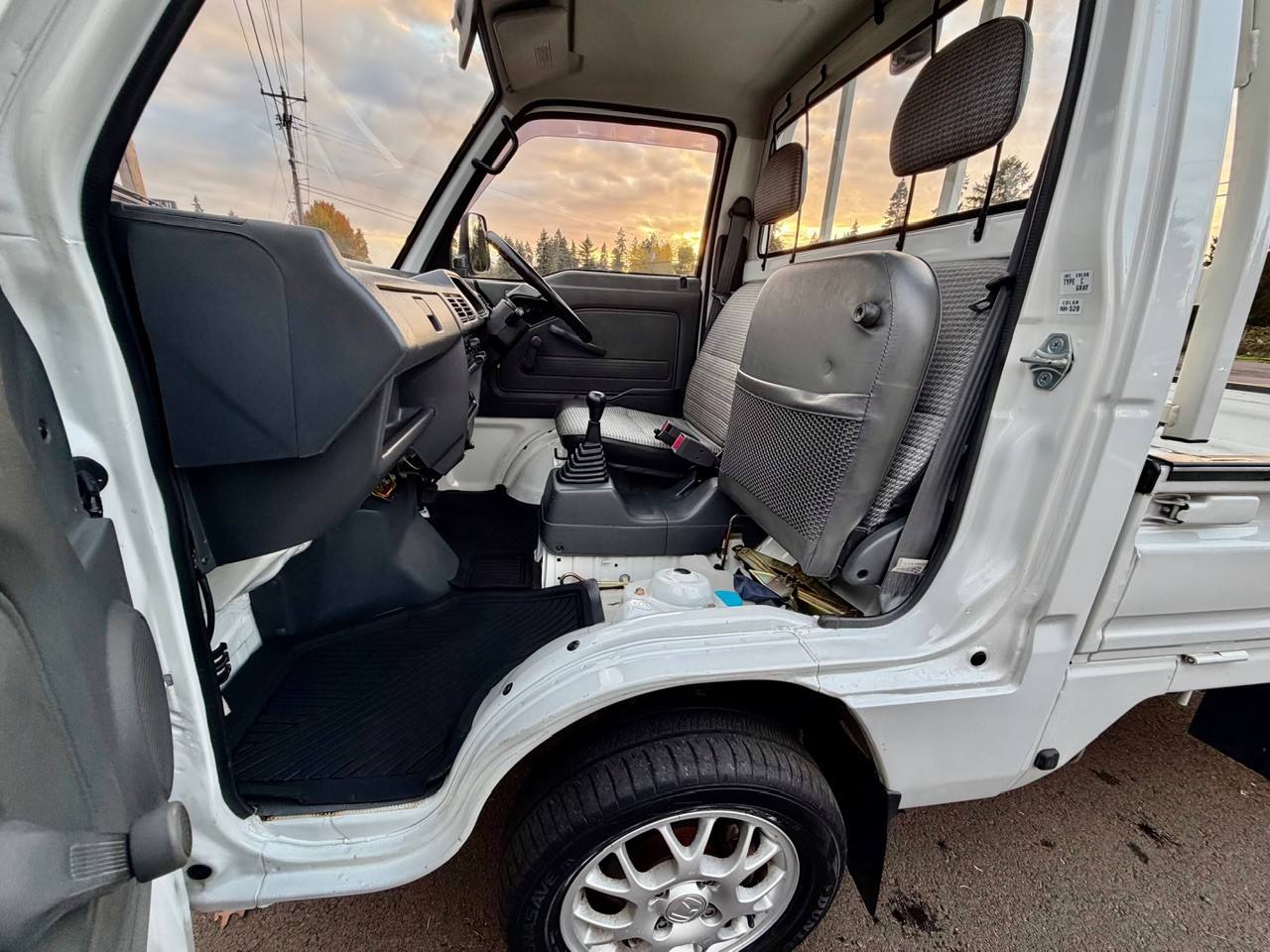 1995 Honda Acty Super Delux RealTime 4WD Mid-Engine, 5MT