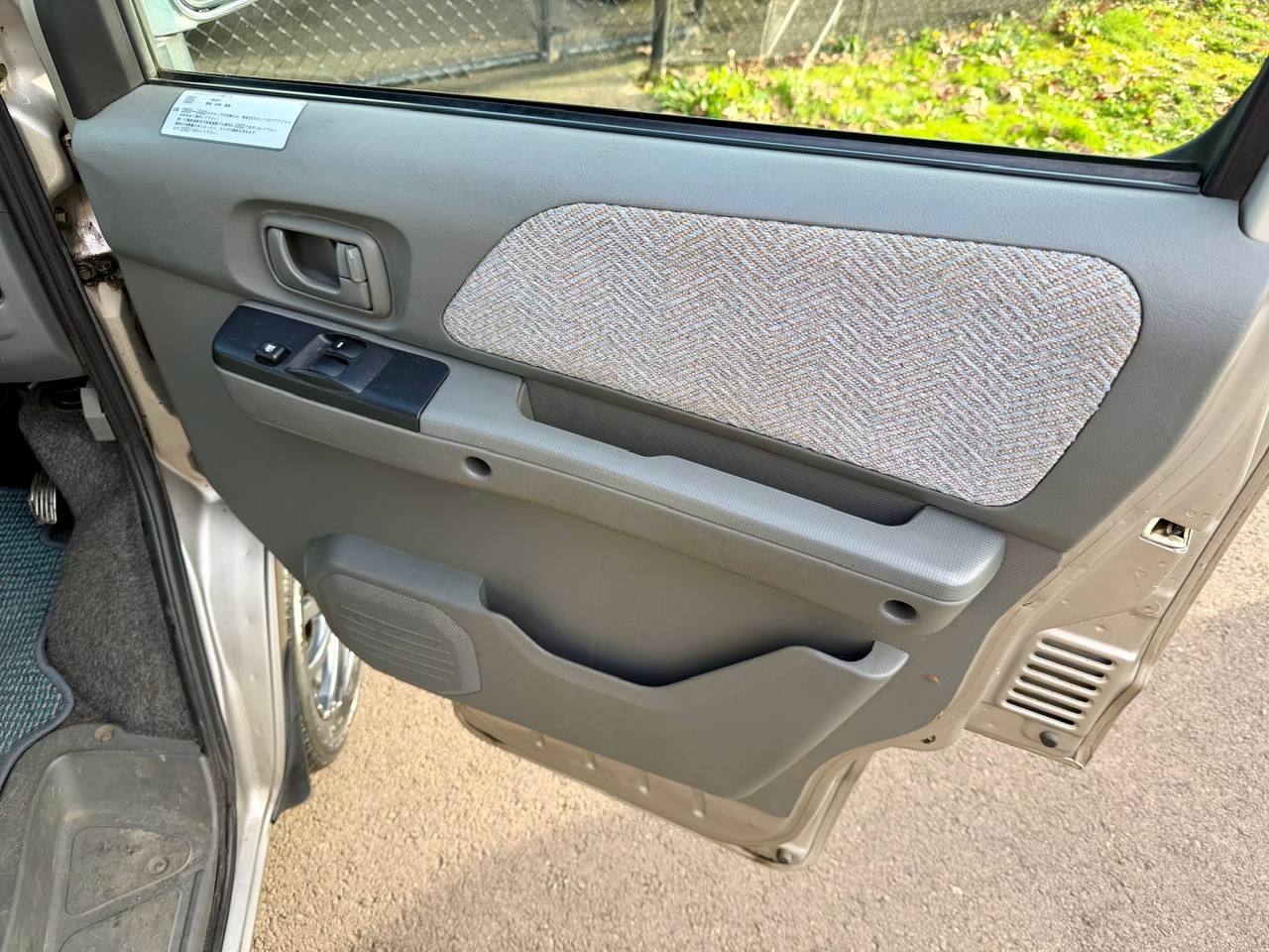 2000 Mitsubishi Townbox EFI 4WD, PS, AC,PW, PL, Airbags, Auto