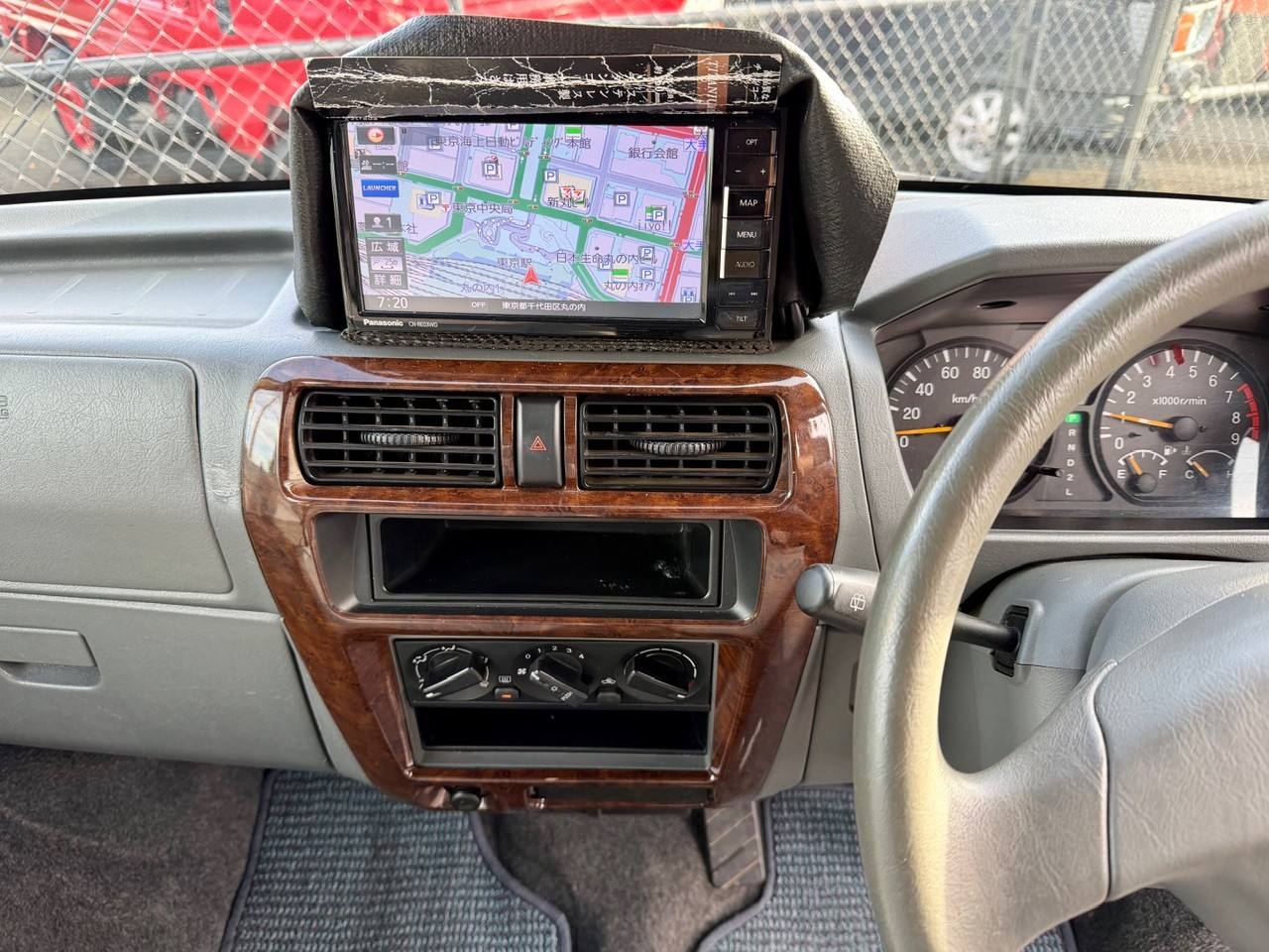 2000 Mitsubishi Townbox EFI 4WD, PS, AC,PW, PL, Airbags, Auto