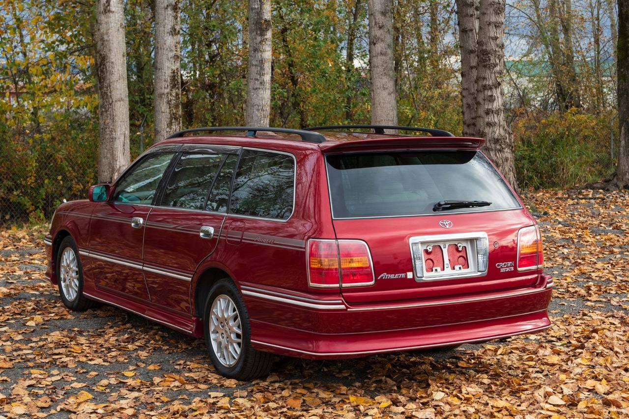 2000 Toyota Crown Estate Athlete G RWD, PW. PL, PS, AC, (1/143)