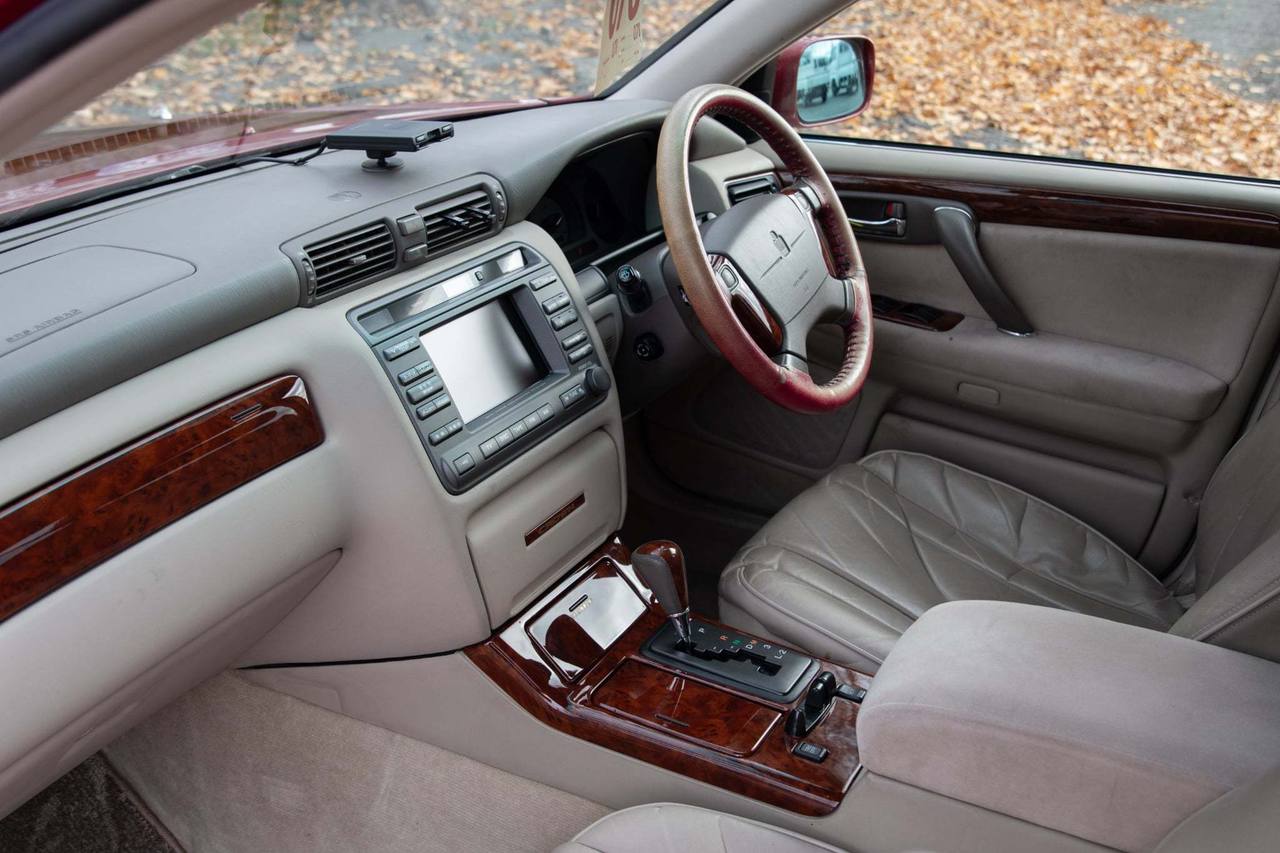 2000 Toyota Crown Estate Athlete G RWD, PW. PL, PS, AC, (1/143)