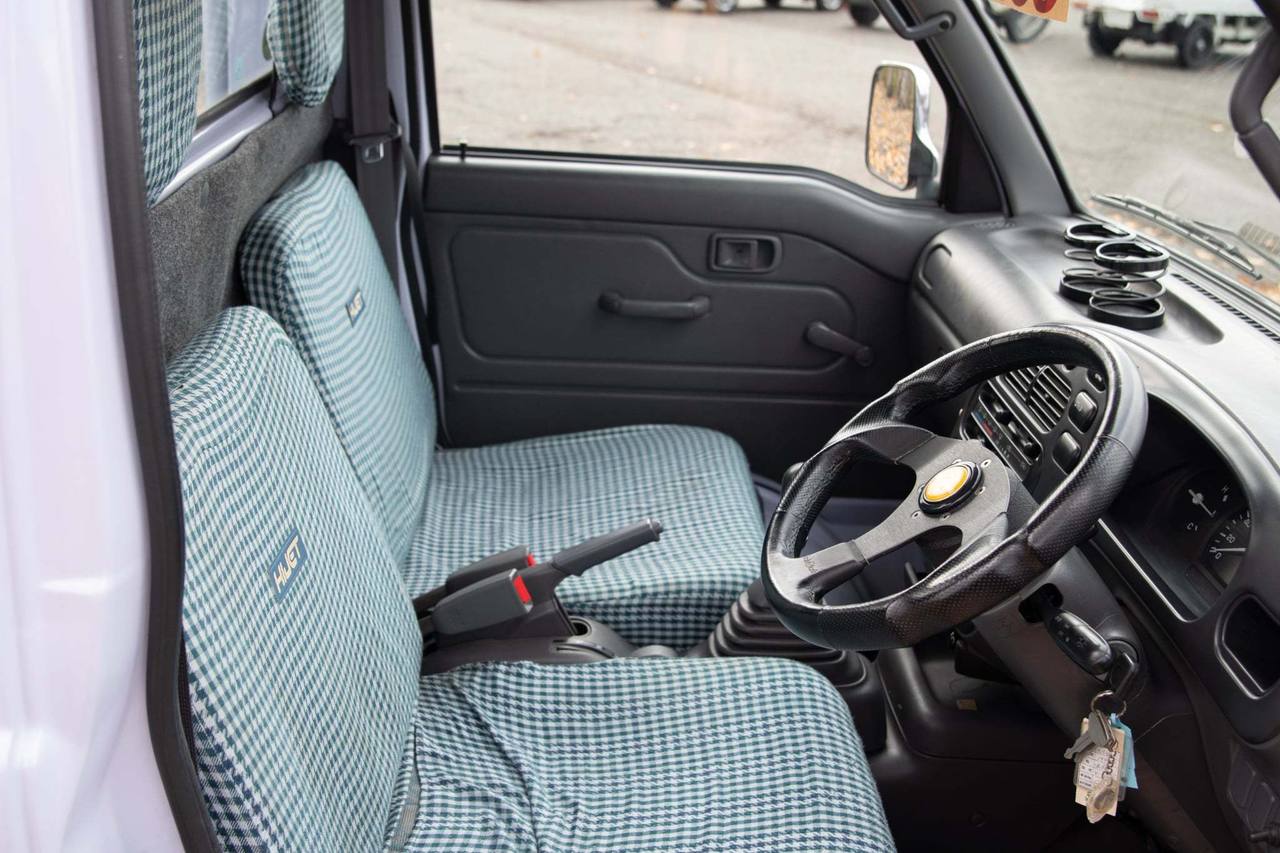 1997 Daihatsu Hi-Jet IS Twincam 12V 4WD, 2Hi-4Hi,4Lo, AC, 5MT