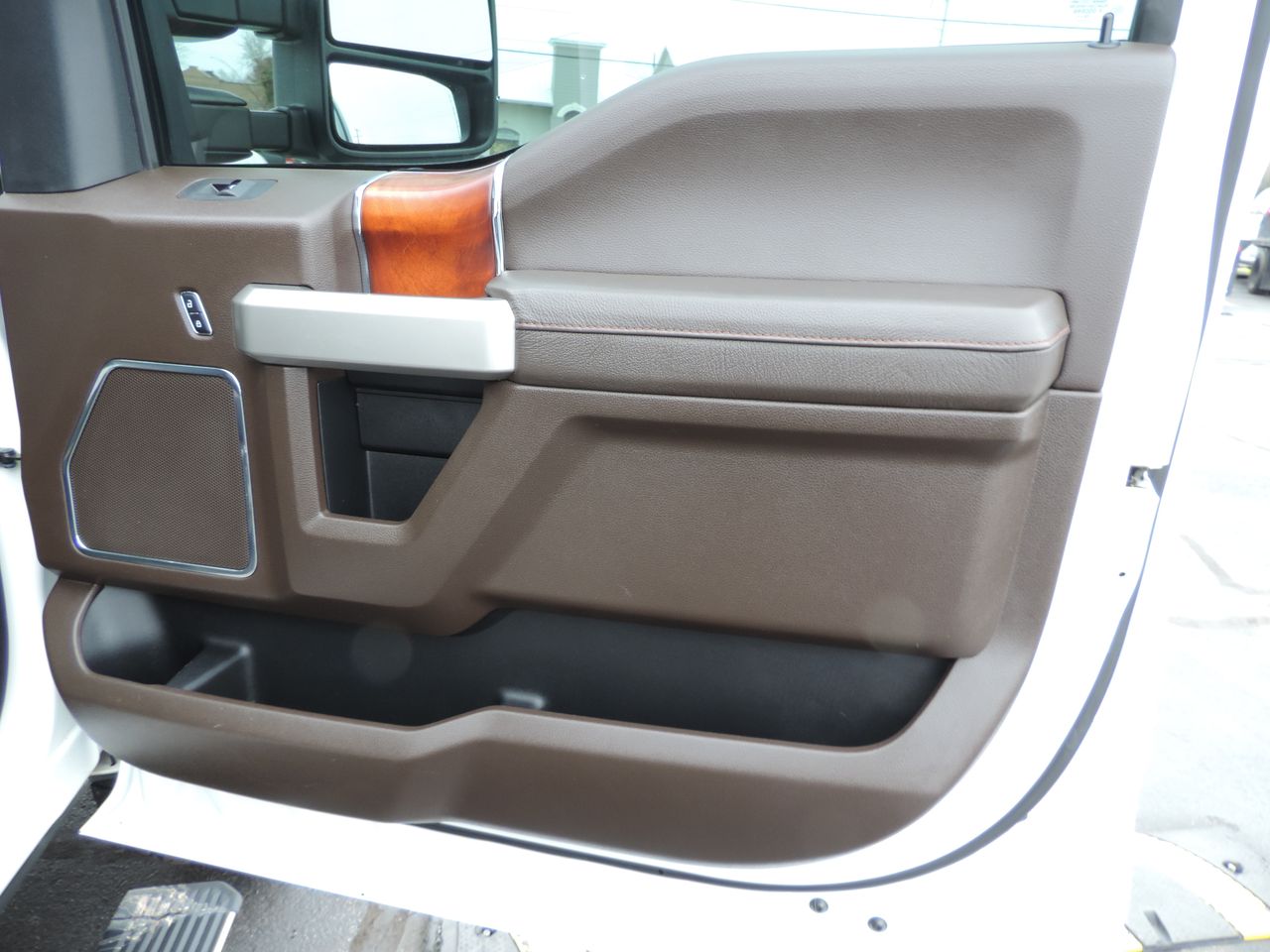 2017 Ford F-250 SD Crew Cab King Ranch FX4 4WD