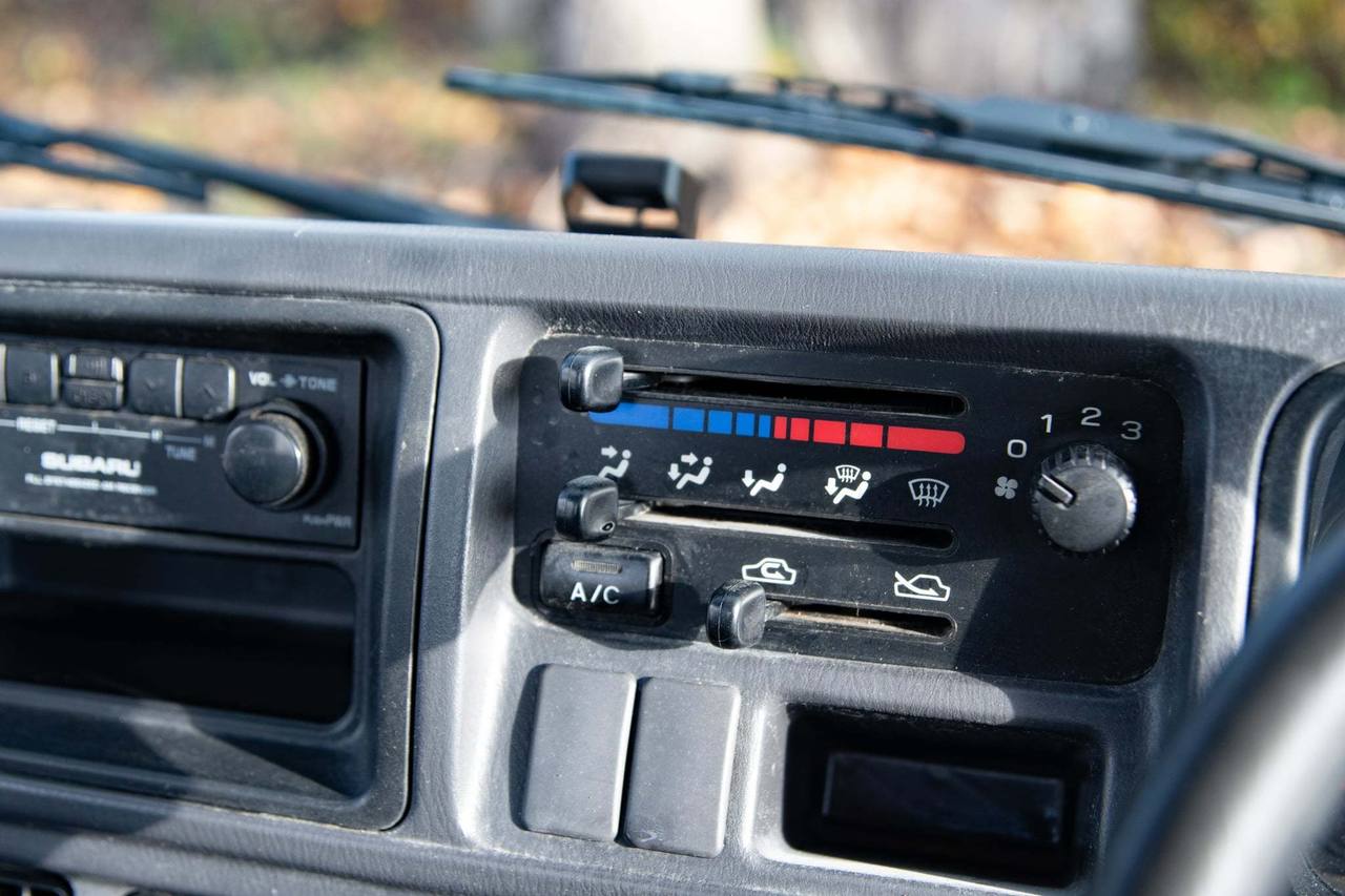 2000 Subaru Sambar EFI Supercharged 4WD, 2Hi-4Hi, PS, AC, Airbag, 5MT