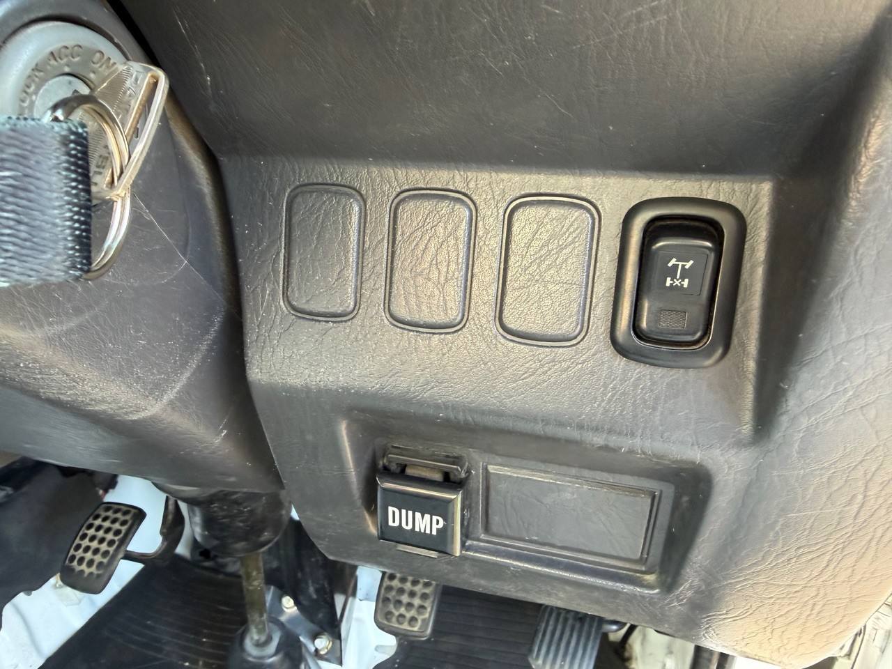 1999 Daihatsu Hi-Jet EFI DLI Dump 4WD, 2Hi-4Hi-4Lo, AC, 5MT, Difflock