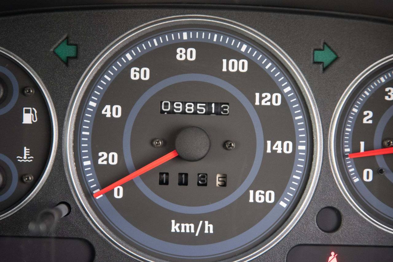 2000 Daihatsu Atrai 7 EFI 4WD, PS, PW, PL, AC, Airbags, 7 Pass, Auto