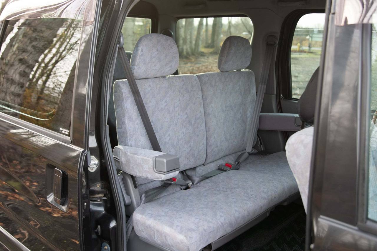 2000 Daihatsu Atrai 7 EFI 4WD, PS, PW, PL, AC, Airbags, 7 Pass, Auto